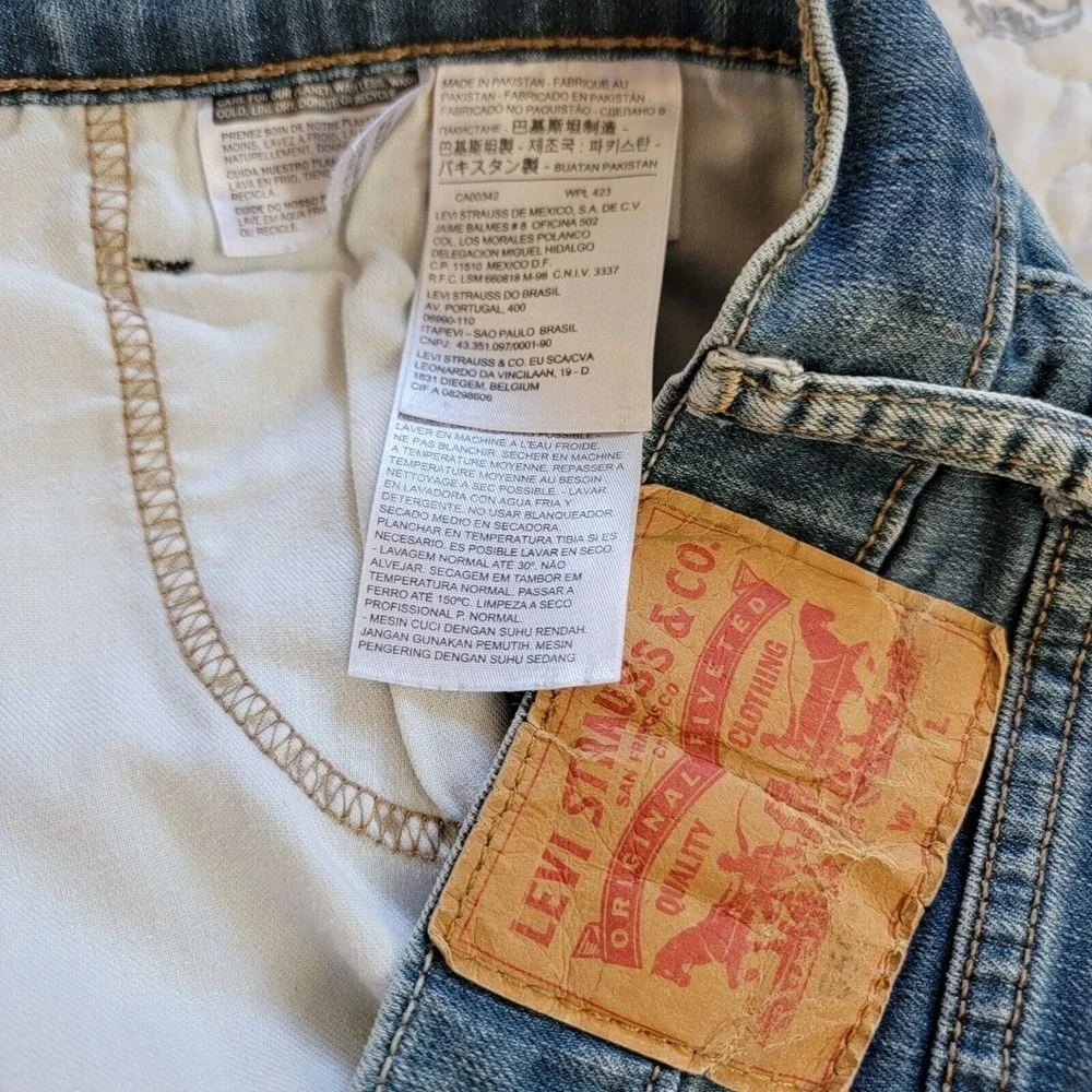 Levis 559 Mens 44x30 Relaxed Fit Straight Distressed Jeans Medium‎ Wash Blue